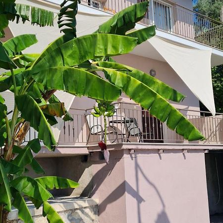 Gerys House Apartment Nikiana Exterior foto