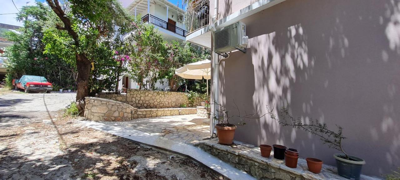 Gerys House Apartment Nikiana Exterior foto
