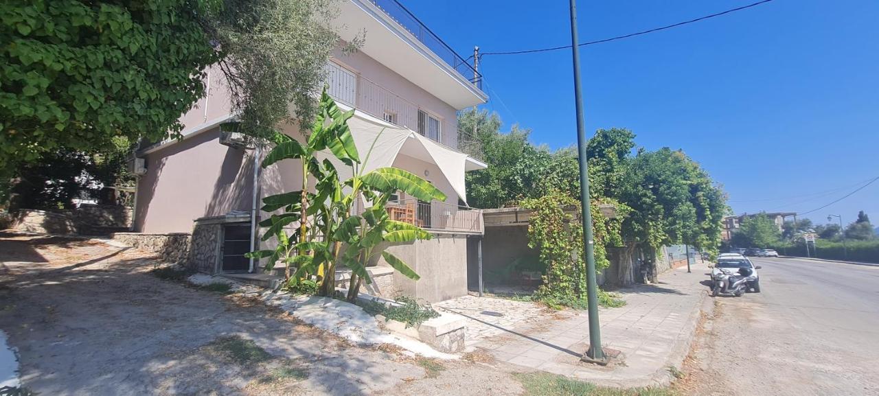Gerys House Apartment Nikiana Exterior foto